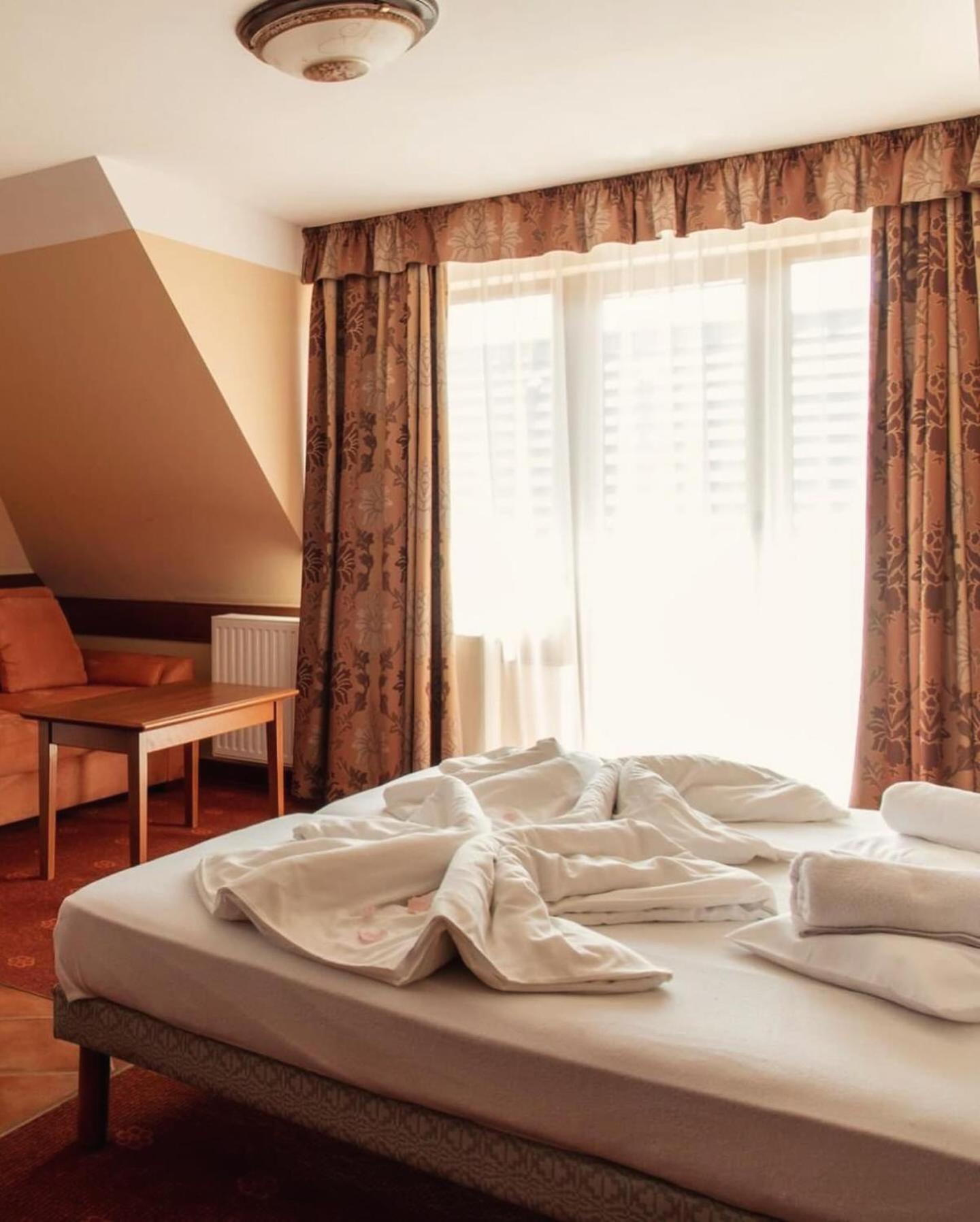 Fonix Wellness *** 1 A Epulet Bed & Breakfast Hévíz Dış mekan fotoğraf