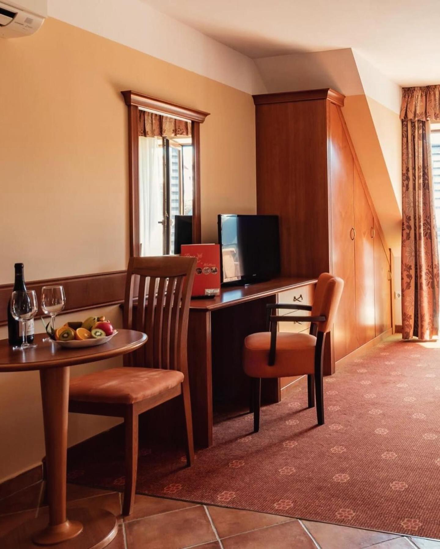 Fonix Wellness *** 1 A Epulet Bed & Breakfast Hévíz Dış mekan fotoğraf