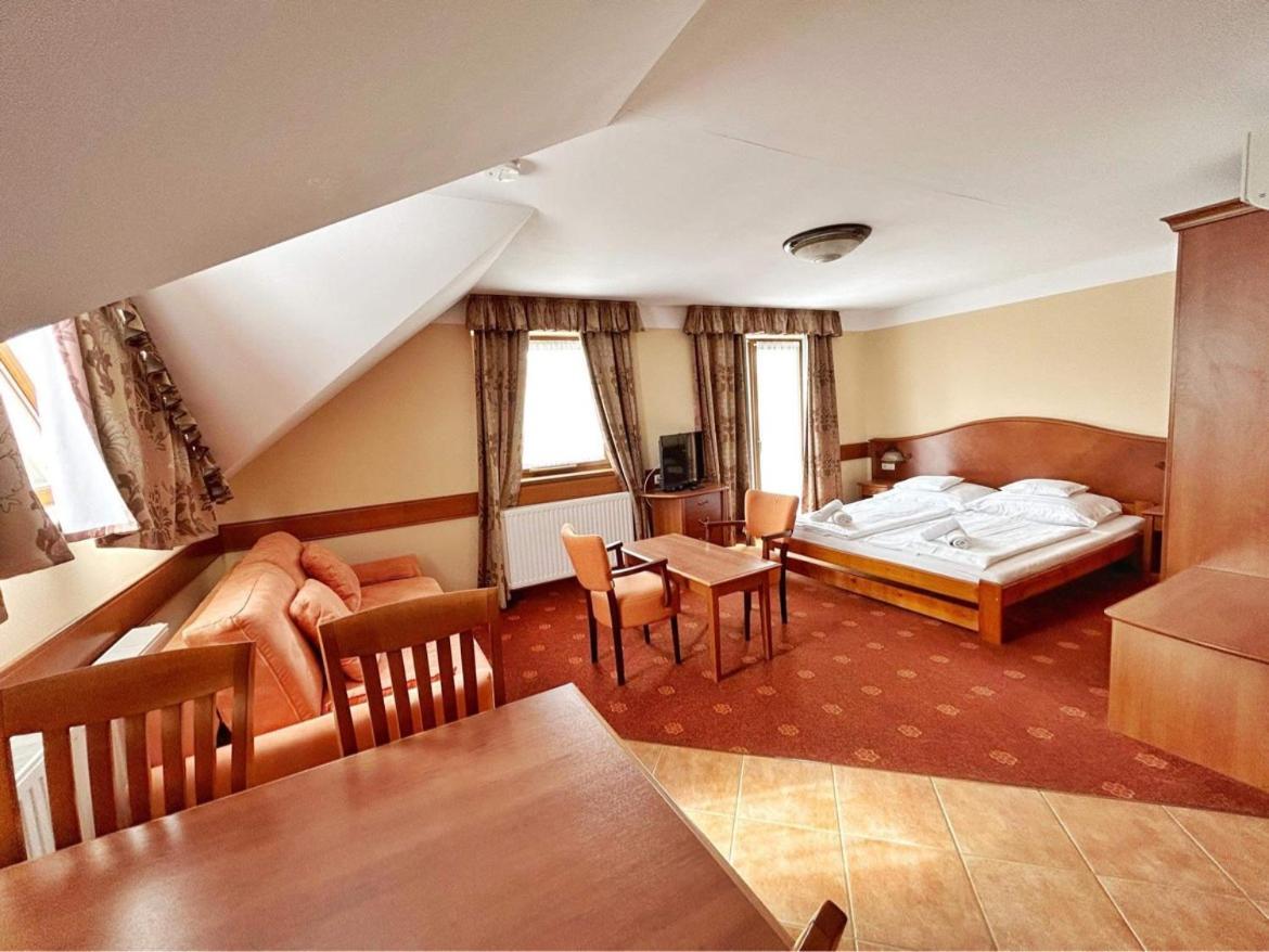 Fonix Wellness *** 1 A Epulet Bed & Breakfast Hévíz Dış mekan fotoğraf