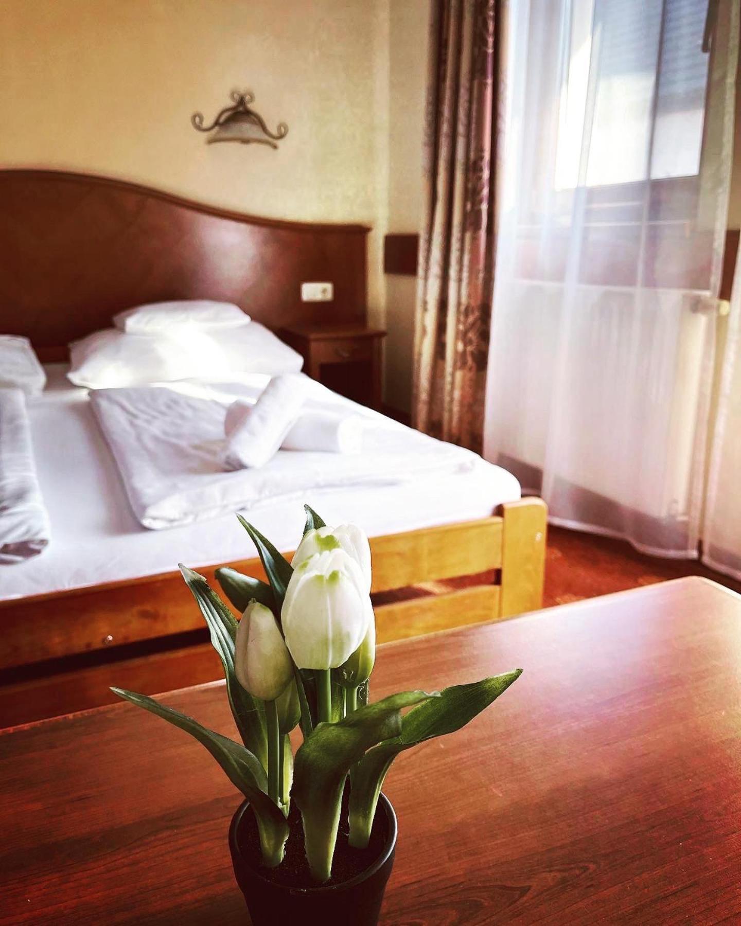 Fonix Wellness *** 1 A Epulet Bed & Breakfast Hévíz Dış mekan fotoğraf